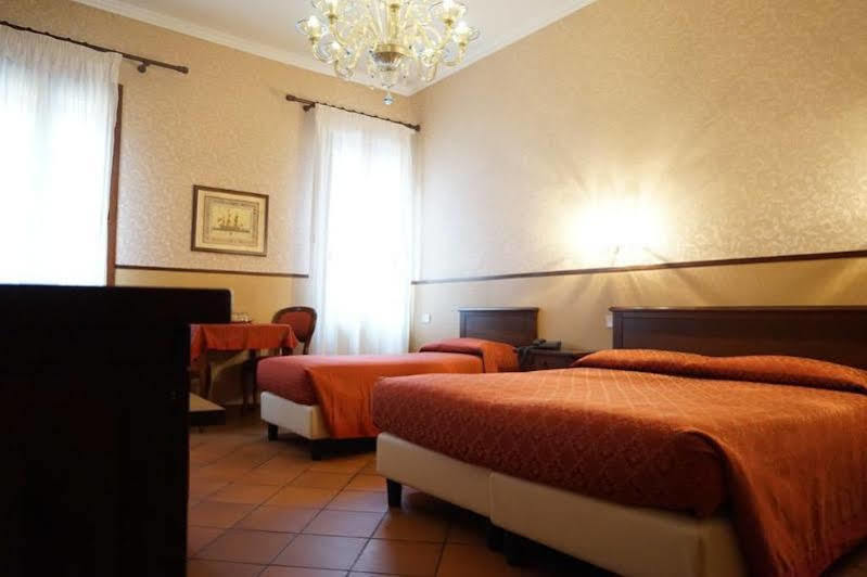 ลา โลกันดา ดิ ออร์ซาเรีย Hotel เวนิส ภายนอก รูปภาพ